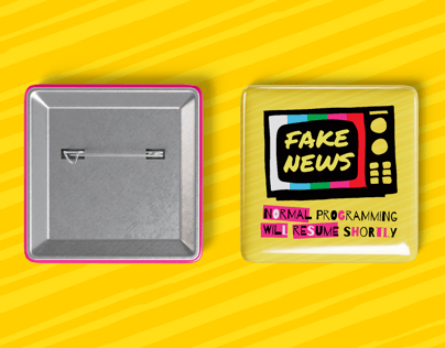 Pin Badge 3D mockup. Create presentations using Online Mockup Generator.