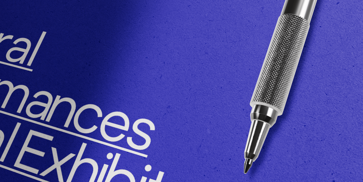 Free Folder 3D mockup. Create presentations using Online Mockup Generator.