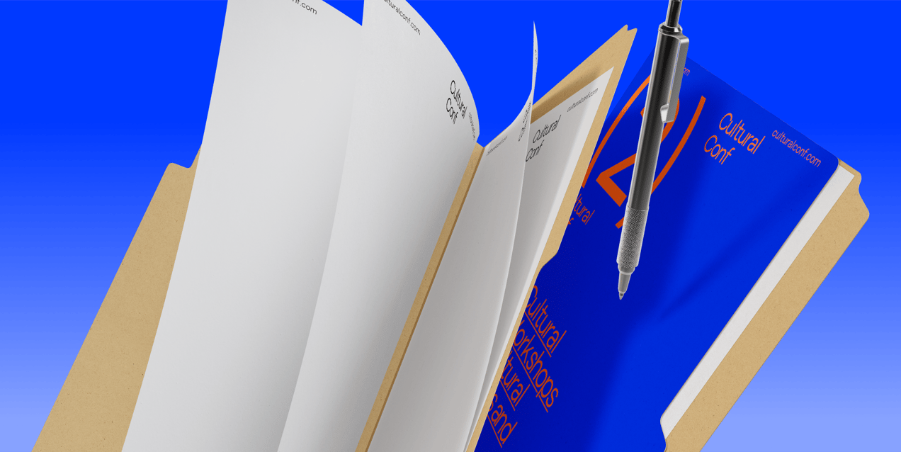Free Folder 3D mockup. Create presentations using Online Mockup Generator.